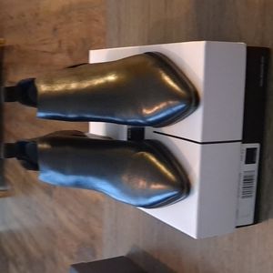 Women's ankle boots by Dolce Vita size 8.5